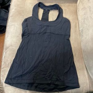 Lululemon Scoop Neck Tank Top. Size 4
